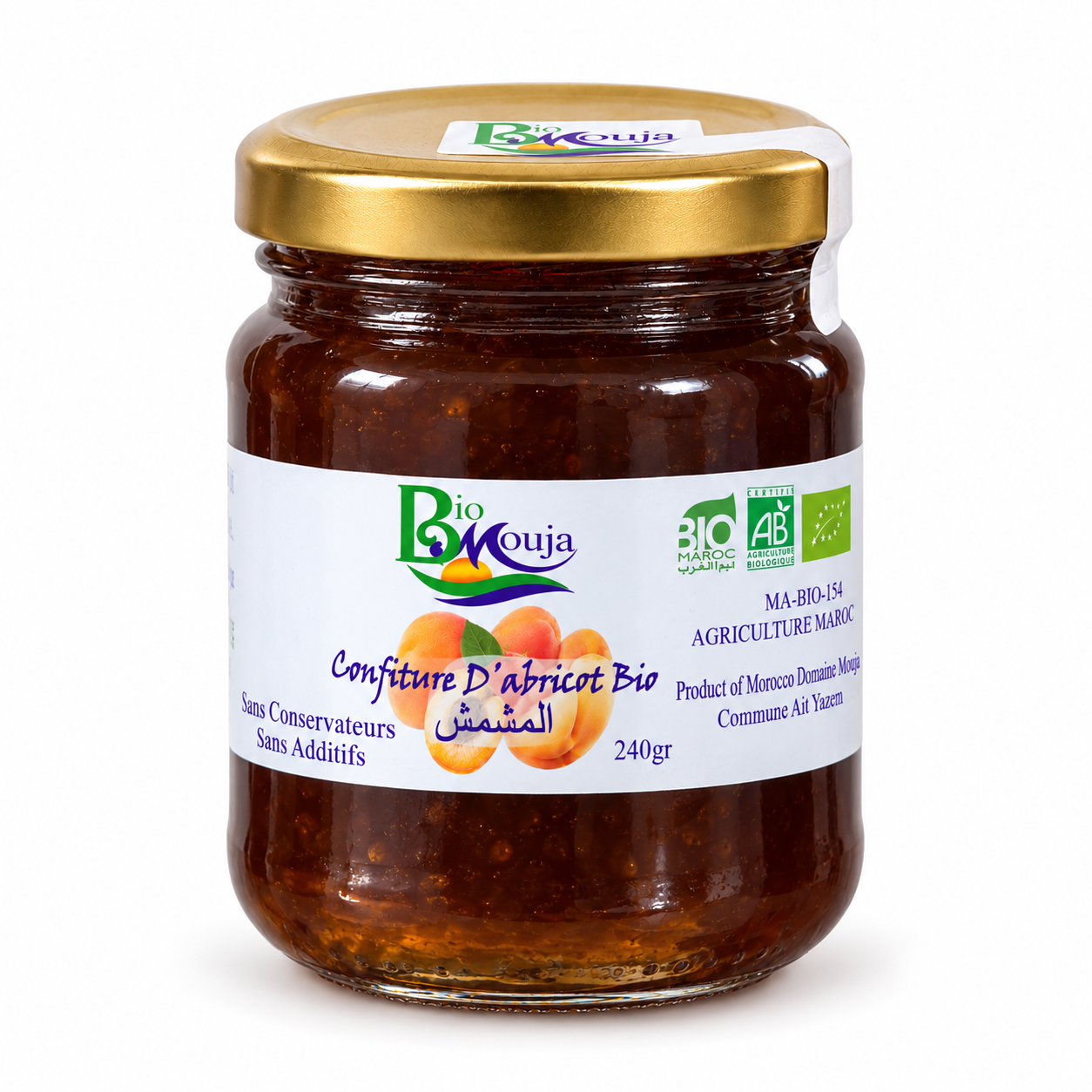 Le pot de confiture d’abricot bio BioMouja et son étiquette